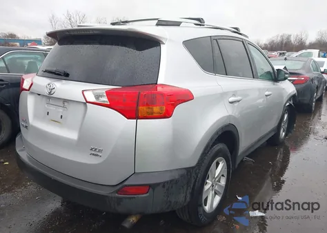 2015 Toyota Rav4 Xle из США, поврежденный, VIN 2T3RFREV3FW379014